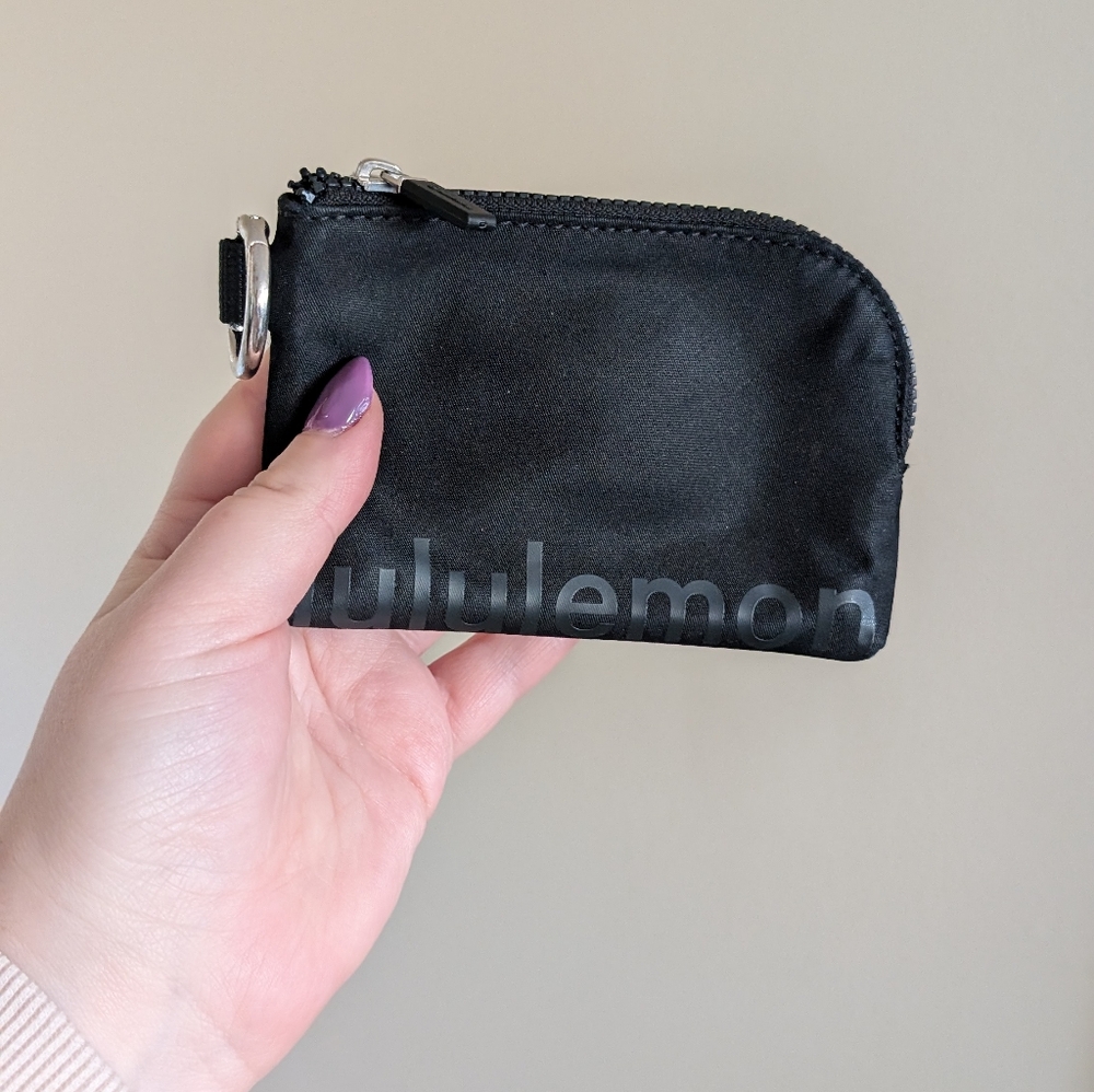 Lululemon Clippable Card Pouch